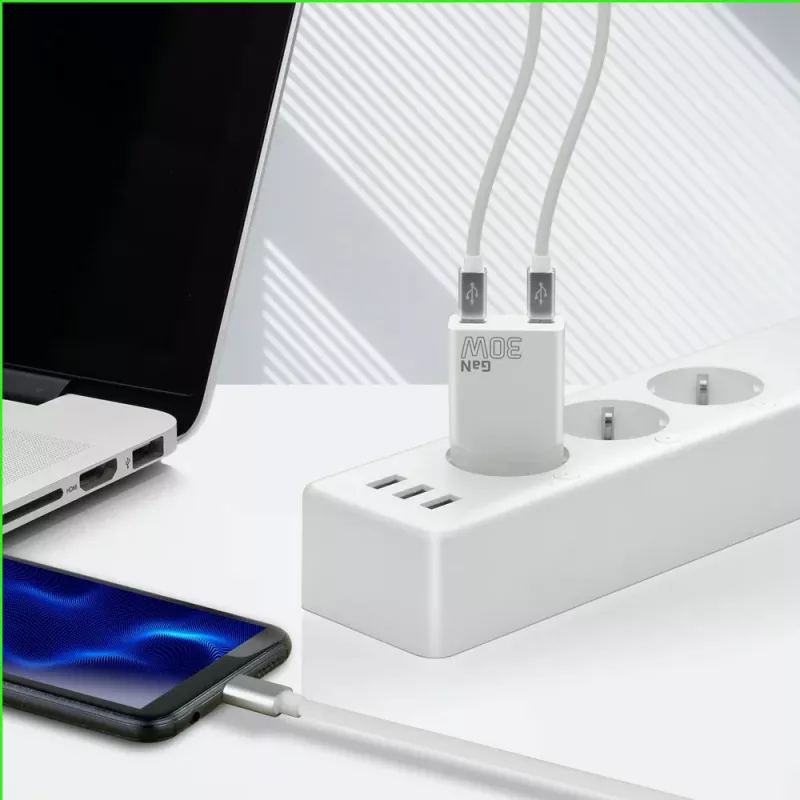 Maitinimo adapteris everActive SC-385Q Super plonas QC 4 Fast Charging — USB greitasis įkroviklis, kompaktiško dizaino