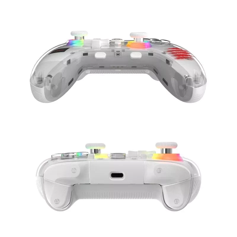 Žaidimų valdiklis Mad Catz C.A.T. 17 CUSTOMIZABLE — laidinis žaidimų pultelis, programuojami mygtukai, ergonomiškas dizainas