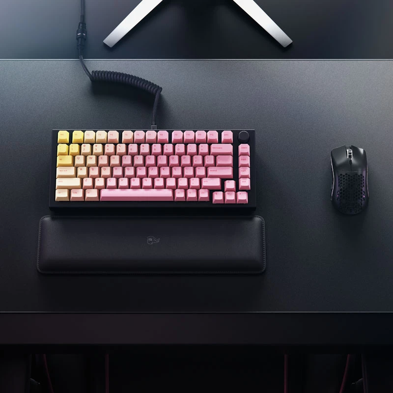 „Aptel Glorious GPBT Pink Grapefruit Forge“ klaviatūros klavišų rinkinys – PBT klavišai, skulptūrinis profilis