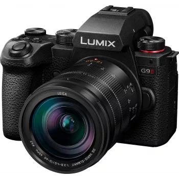 Panasonic Lumix G9 II + 12-60mm F2.8-4.0 25,21 MP Live MOS 11552 x 8672 pikseliai juoda (DC-G9M2LE)