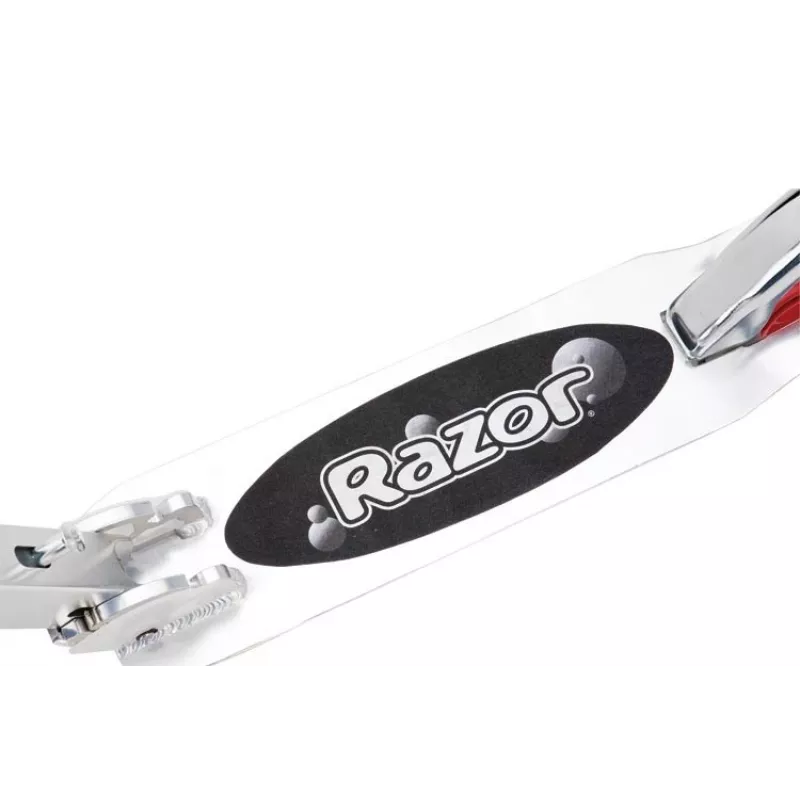 Paspirtukas Razor A5 Lux — aliuminis, 20 cm poliuretano ratai, sulankstomas, reguliuojamo aukščio, maks. apkrova 100 kg, juodas