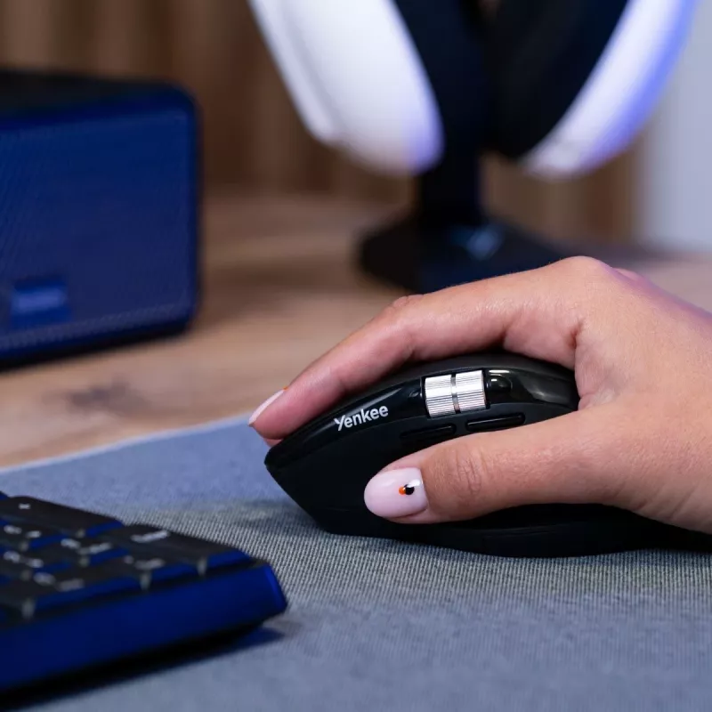 Belaidė pelė YENKEE SPIN DUAL 2095BK — kompaktiška dviejų režimų optinė pelė, modelis YMS 2095B SPIN