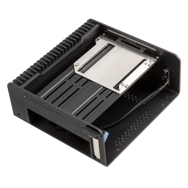 Streacom ST-FC8B Alpha Optical korpusas be ventiliatoriaus HTPC + 120 W maitinimo šaltinis