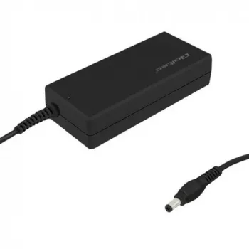 Qoltec 84W stalinis maitinimo blokas | 12V | 7A | 5.5*2.5 | +maitinimo laidas