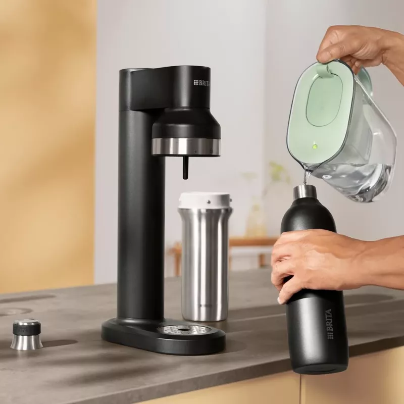 Butelis karbonizatoriui BRITA 118440 — nerūdijantis plienas, 1 l, tinkamas plauti indaplovėje, ergonomiškas (93×93×305 mm)
