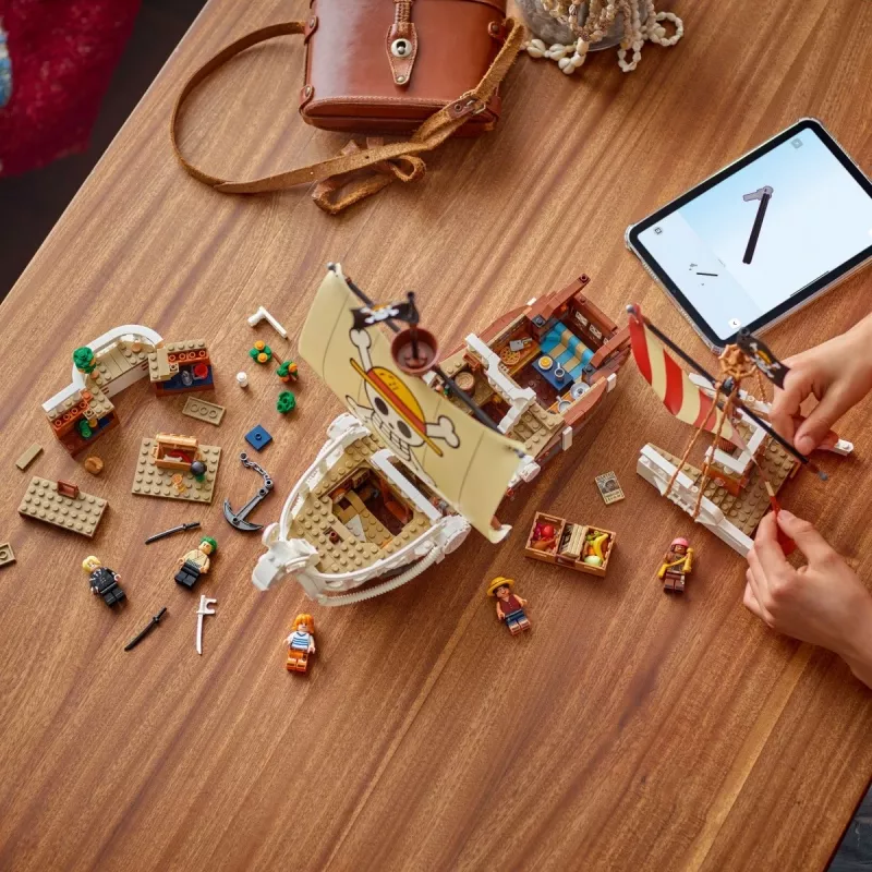 LEGO rinkinys „Going Merry“ piratų laivas 75639 — „One Piece“ plytelių modelis