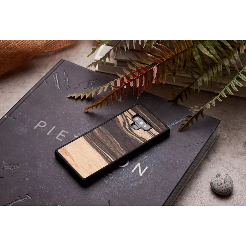 Išmaniojo telefono dėklas “man and wood”, skirtas „Samsung Galaxy Note 9“ – baltas juodmedžio