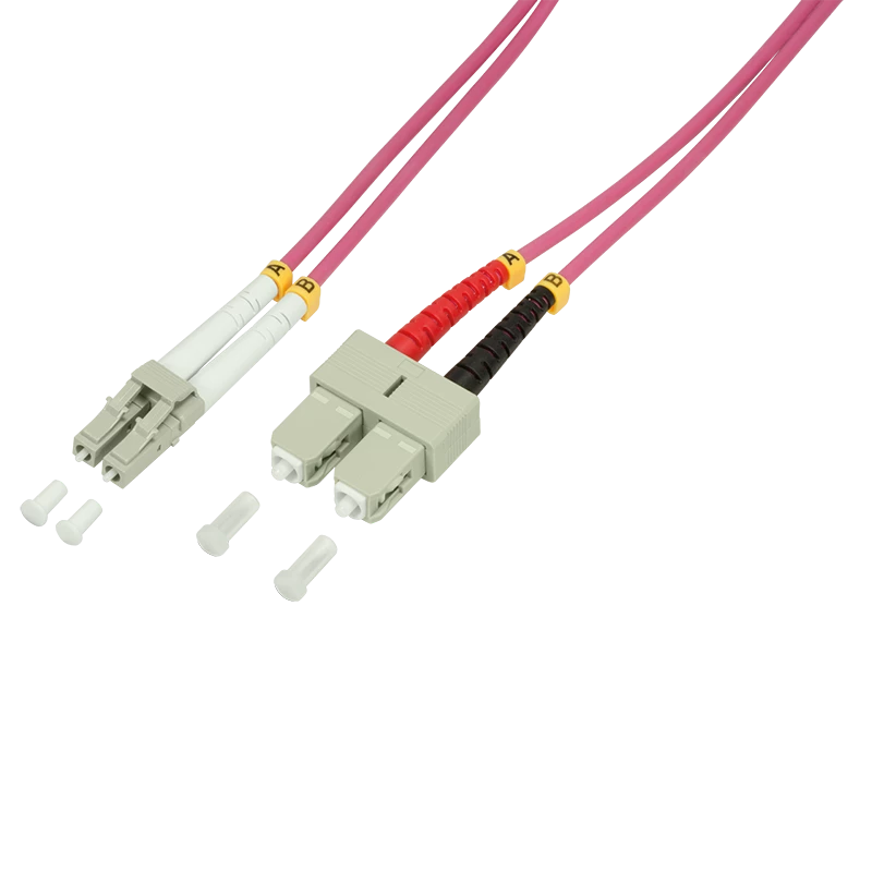 LogiLink - Patch-Cable - LC Multi-Mode (M) į SC multi-mode (M) - 15,0 m - Skaidulinė optika - 50/125 mikrometrai - OM4 - Be halogenų - viržinė violetinė (FP4LS15)