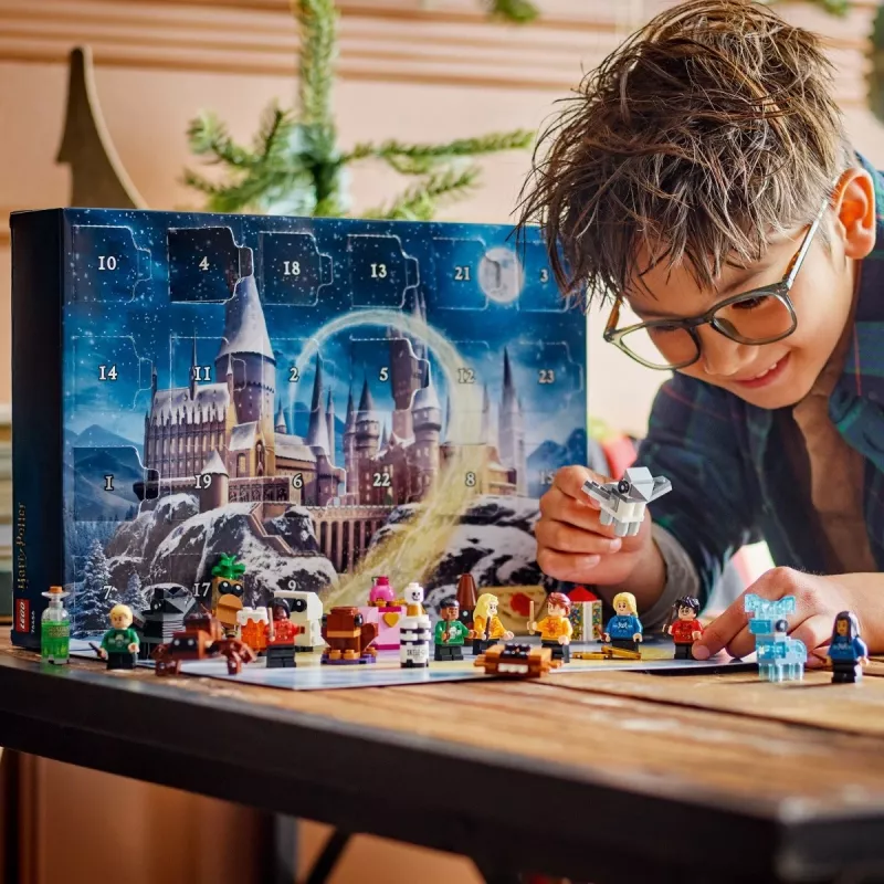 Statybinis žaislas LEGO Harry Potter Advento kalendorius 2025 rinkinys 76456 — 278 detalės, 8 minifigūrėlės, amžius 7+