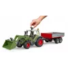 Žaislinis traktorius BRUDER Fendt Vario 211 su priekiniu krautuvu ir šonine priekaba