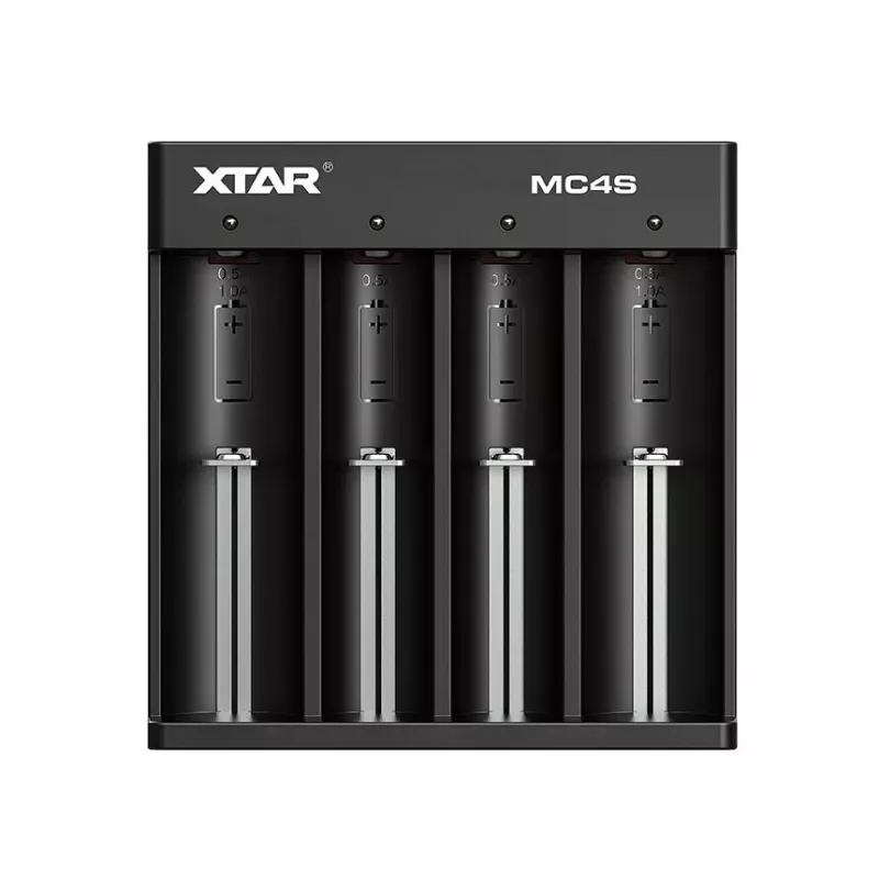 XTAR MC4S 4 lizdų stalinis baterijų įkroviklis cilindrinėms Li-ion 18650 ir NiMH (A/AA/AAA/AAAA/C/D), 1 A išėjimas, 5 V įvestis, juodas