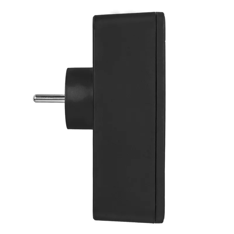 Maitinimo skirstytuvas MACLEAN MCE248 F/B — 3 kintamosios srovės lizdai (1x16A, 2x6A) ir 4 USB prievadai (2xUSB‑A, 2xUSB‑C PD 20W), ES kištukas, juodas