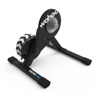 Išmanusis treniruoklis Wahoo KICKR CORE 2 — magnetinis dviračio treniruoklis, diržinė pavara, maks. 1800 W, suderinamas su 11 greičių kasetėmis, Bluetooth/Wi‑Fi/ANT+