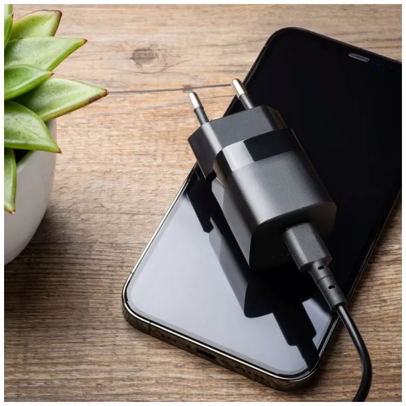 Kompaktiškas kelioninis USB-C įkroviklis FIXED FIXC25M-C-BK, fiksuotas laidas, 25W