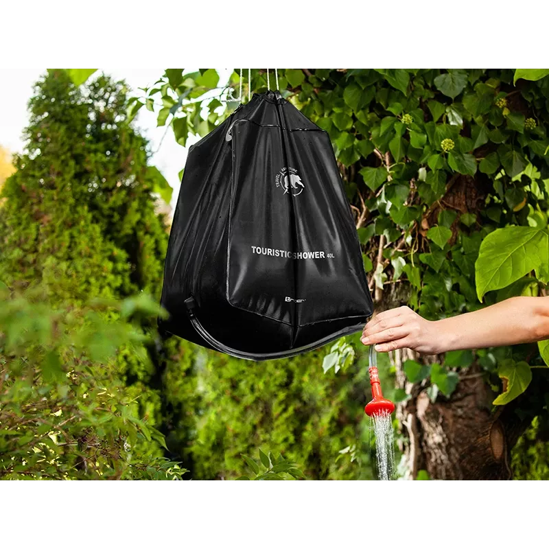 Nešiojamas 40 l lauko dušas TRACER CampPump 40L, gravitacinis stovyklavimo dušas, rankinis purkštukas