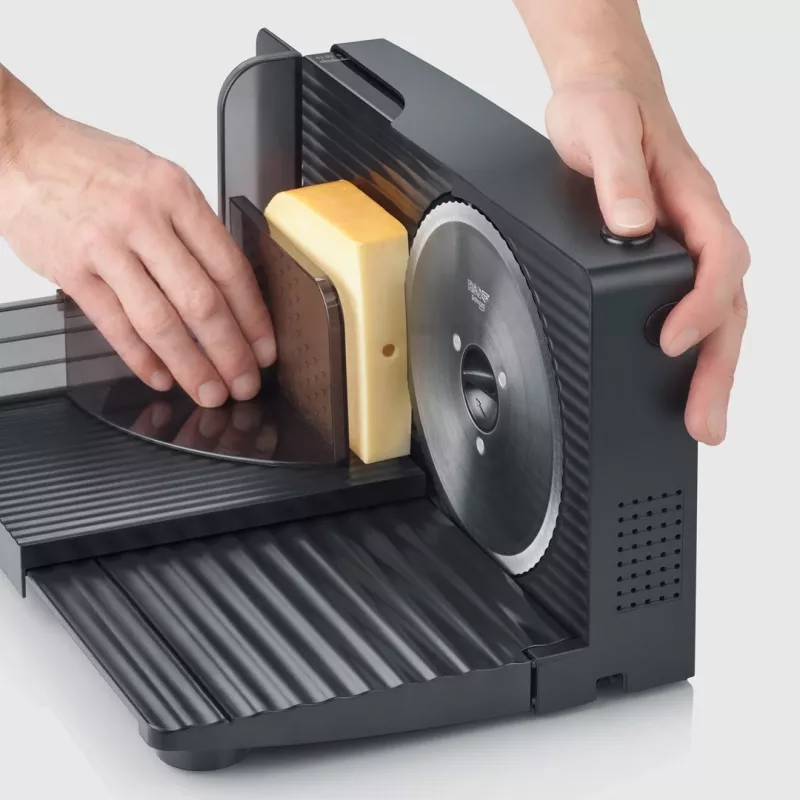Severin AS 9578 pjaustyklė elektrinė 100 W juoda plastikinė