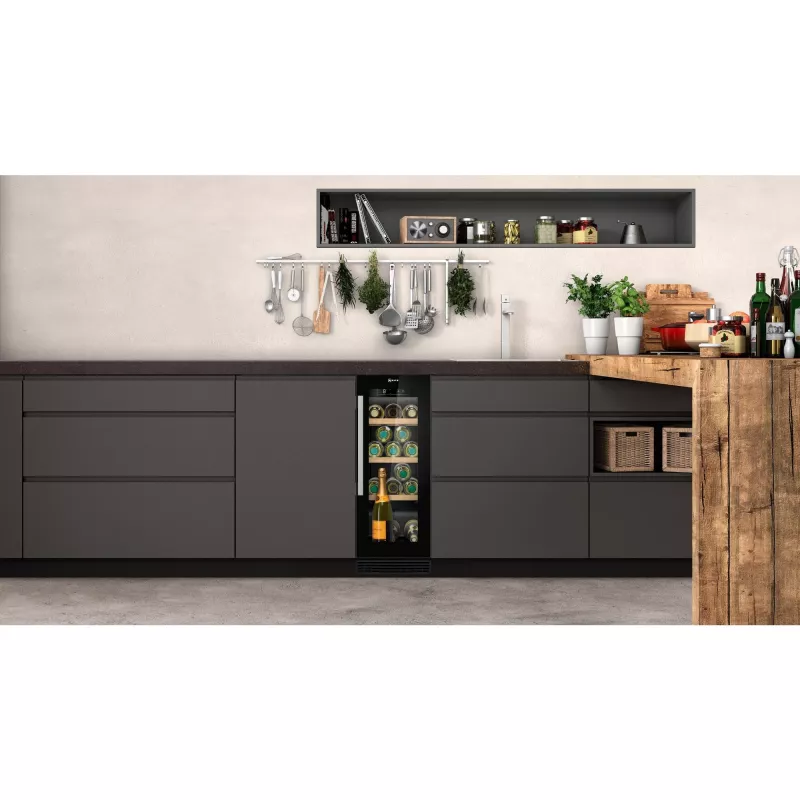 Neff KU9202HF0 vyno aušintuvas Įmontuojamas Juoda 21 butelis(-iai)