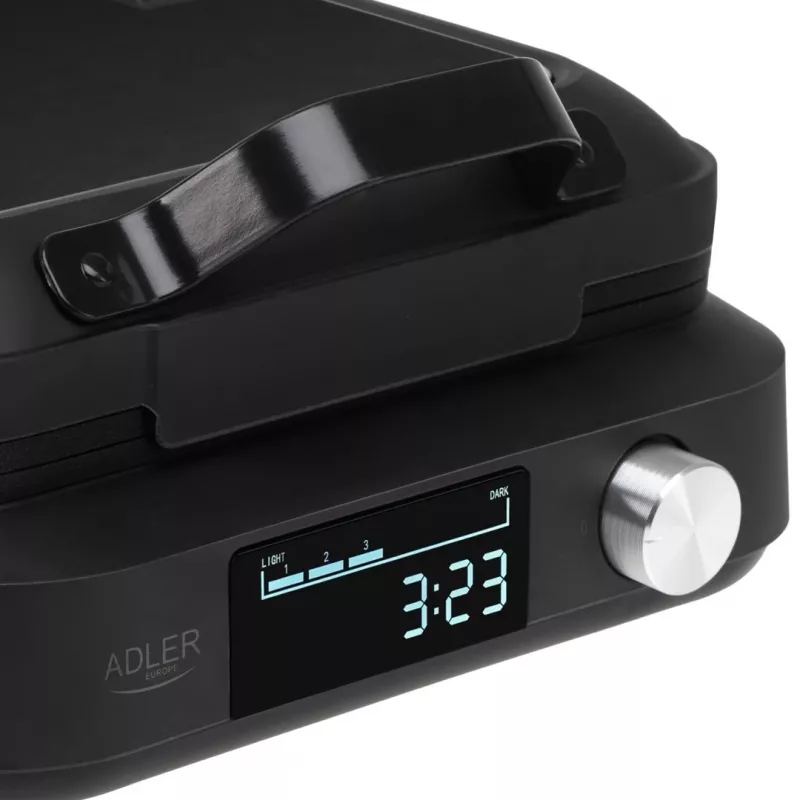 Vaflių keptuvas Adler AD 3087 — elektrinė belgiška vaflinė, 2200 W, 2 stačiakampės plokštės 9×17 cm, juoda