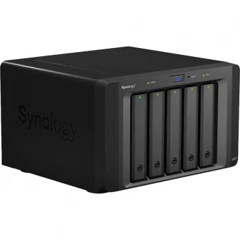 Disko masyvas Synology DX517