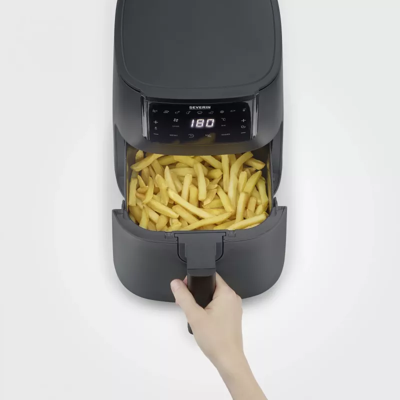 Oro gruzdintuvė SEVERIN FR 2461 — 4 L talpa, juoda