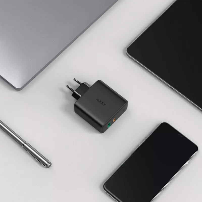 PA-D3 Sieninis įkroviklis 2xUSB Power Delivery (1xUSB+1xUSB C) 5.4A 60W Dynamic Detect