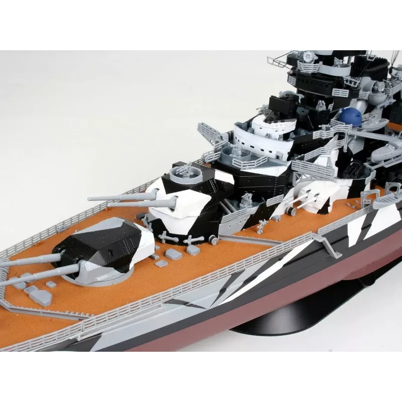 Plastikinis laivo modelis REVELL Tirpitz mastelis 1:350