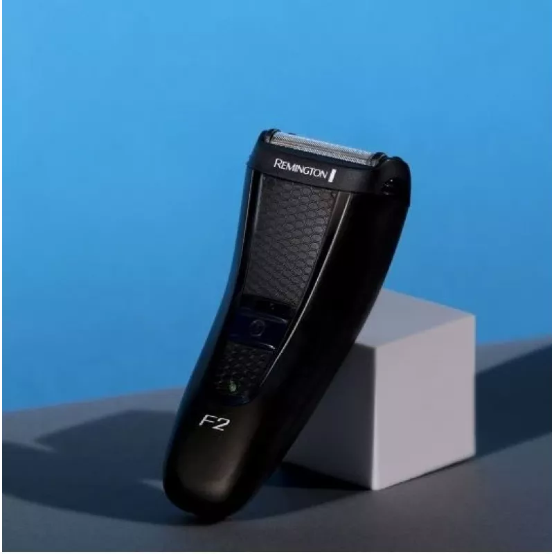 Remington barzdaskutė, įkraunama, precizinis kirpimo antgalis, LED įkrovos indikatorius (5038061152012)