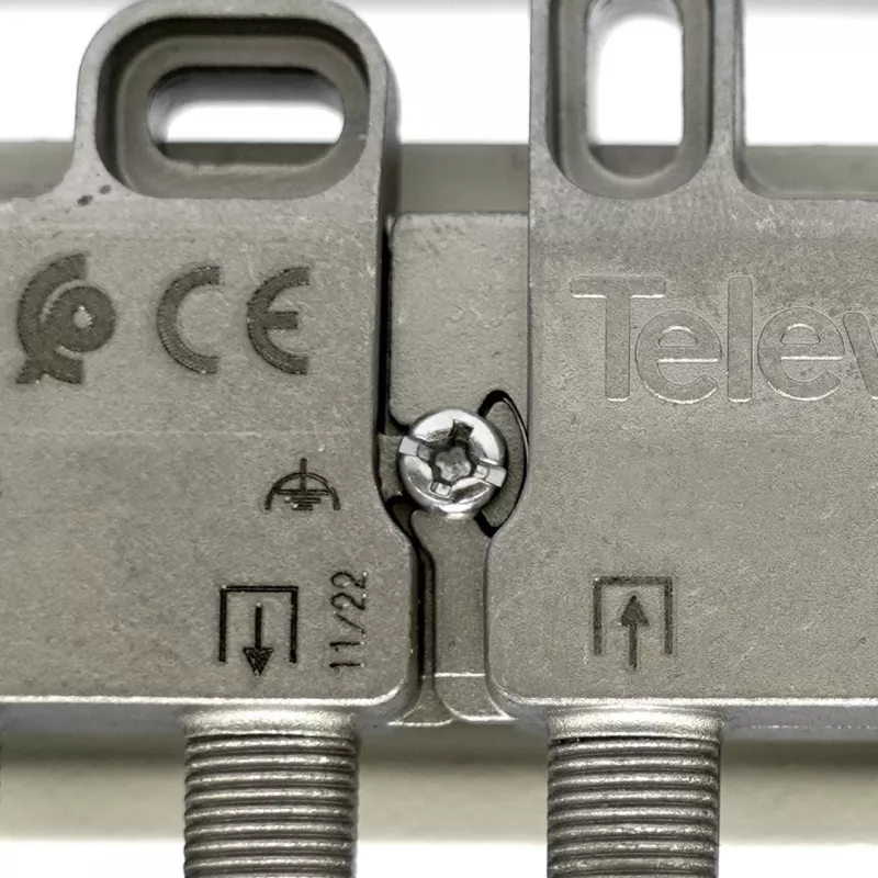 Dalinamasis įrenginys Televes 6 krypčių VT612FZ 5–1218 MHz 12 dB