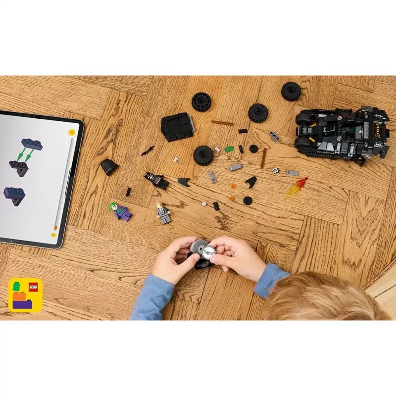 LEGO BATMAN 76303 Betmeno Tumbleris prieš Dviveidį ir Džokerį