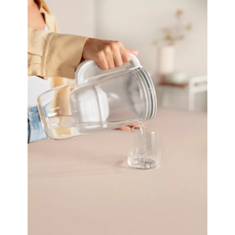 Vandens filtro ąsotis BRITA Glass+1 Maxtra Pro pilkas, 2,4 L bendras / 1,5 L filtruoto, Maxtra Pro PP filtras
