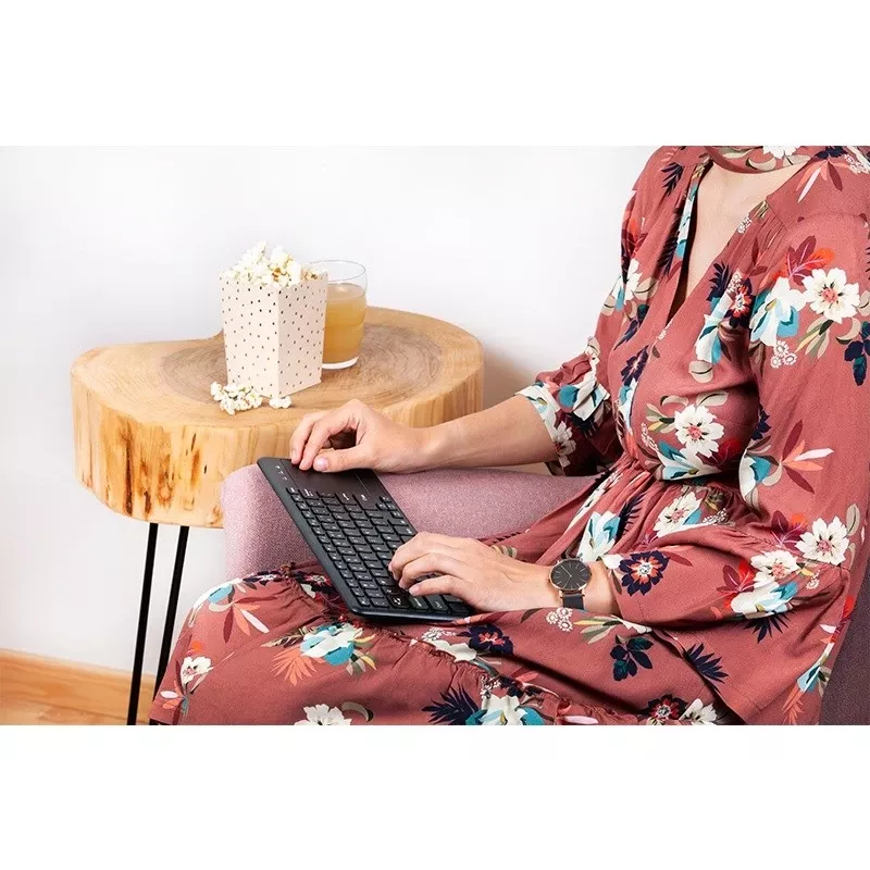Belaidė radijo dažnio klaviatūra TRACER TRAKLA46367 — Pilno dydžio, membraninė, jutiklinė dalis, 2,4 GHz, juoda