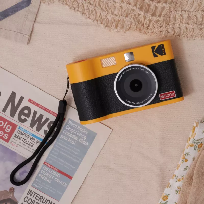 Momentinis fotoaparatas Kodak Mini Shot 2 Era — nešiojamasis momentinis fotoaparatas su įmontuotu spausdintuvu, juodas