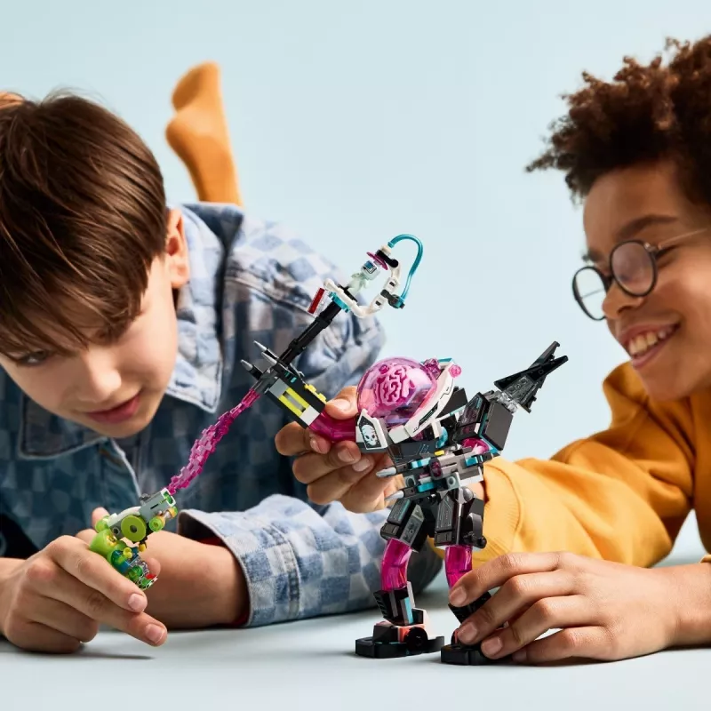 Konstruktorius LEGO 71495 Mateo vs. Cyberbrain Mech — žaidimų rinkinys su minifigūromis ir statomu mecha