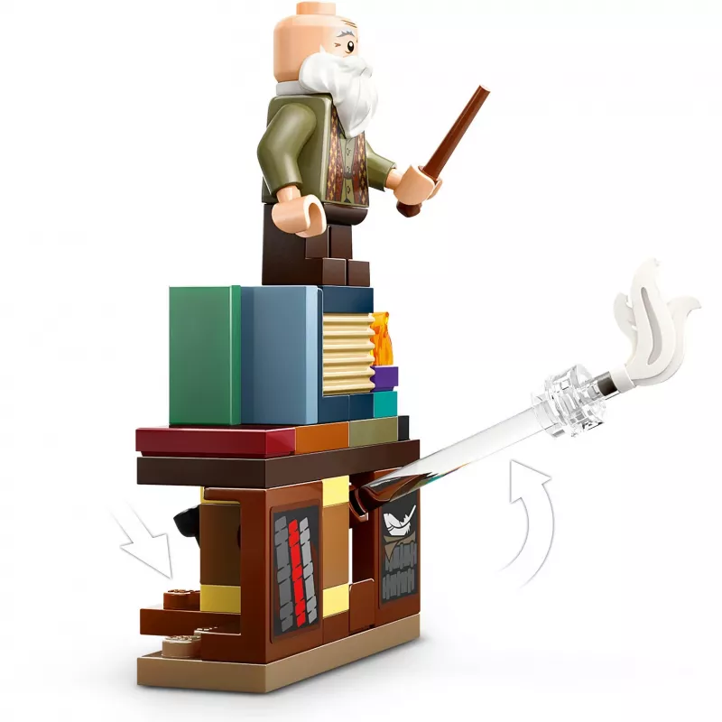 Statybinis rinkinys LEGO Harry Potter Hogwarts pilies kerų klasė 76442 — 204 dalys, 3 minifigūrėlės, amžius 8+