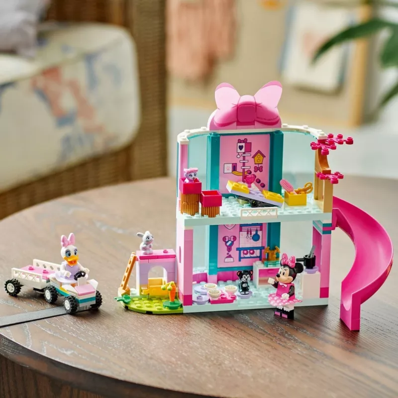 LEGO DISNEY 43274 Minės augintinių viešbutis