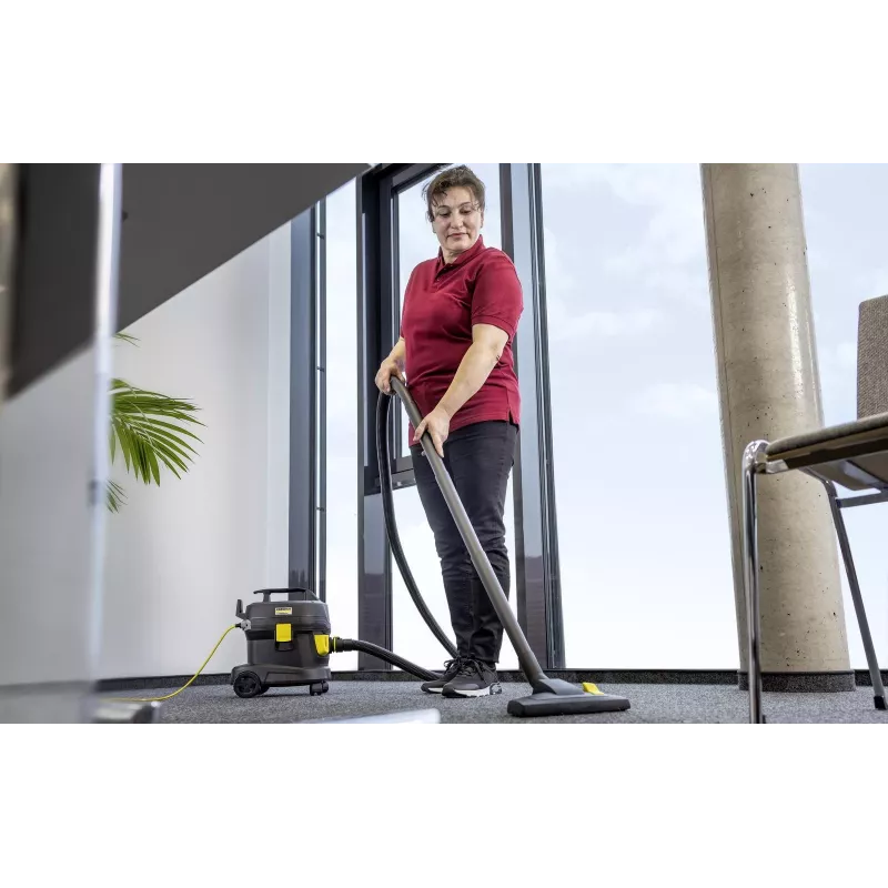 Dulkių siurblys | KARCHER | Įėjimo galia 850 W | Dulkių talpa 11 L | Statinės tipo siurblys | Valymo tipas Sausas | Dulkių talpykla Dulkių maišelis | Spalva Juoda | 1.527-222.0