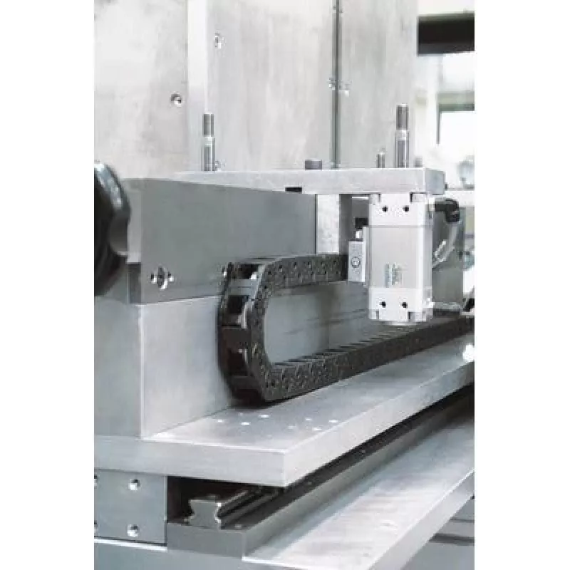 LappKabel SILVYN® CHAIN Light SR200 - jungiamasis elementas, tinkamas: SR 20012 61211271 Turinys: 1 vnt. (61211271)