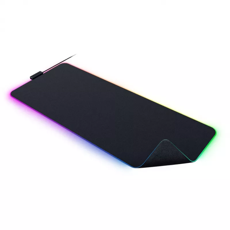 Žaidimų pelės kilimėlis Razer Strider Chroma – poliesterio paviršius, 370×900 mm, juodas, įvairiaspalvis apšvietimas
