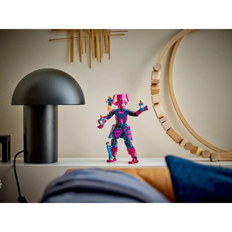LEGO statybų rinkinys Marvel Super Heroes 76316 — Fantastiškasis ketvertas: Galactus minifigūrėlių rinkinys, 427 detalės, 4 minifigūrėlės, amžius 9+