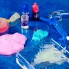 Mokslo rinkinys Liscianigiochi Crazy Science Švytintis gleivės tamsoje 304-PL89239 — švytinčių gleivių eksperimentų rinkinys