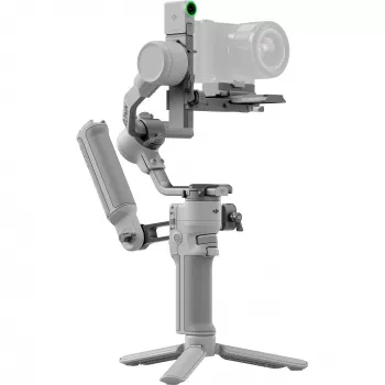 Cardano stabilizatorius DJI RS 4 Mini Combo — kompaktiškas, lengvas rankinis stabilizatorius veidrodiniams fotoaparatams
