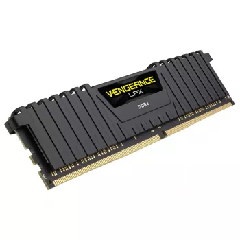 Corsair CMK32GX4M2D3600C18 atminties modulis 32 GB: 2 x 16 GB juoda