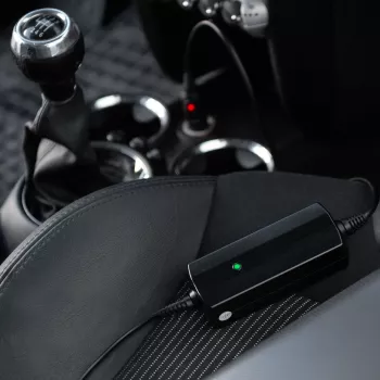 Akyga AK-ND-83 USB-C automobilinis įkroviklis 65 W, Power Delivery, 12/24 V įėjimas, 5–20 V išėjimas, 1,8 m