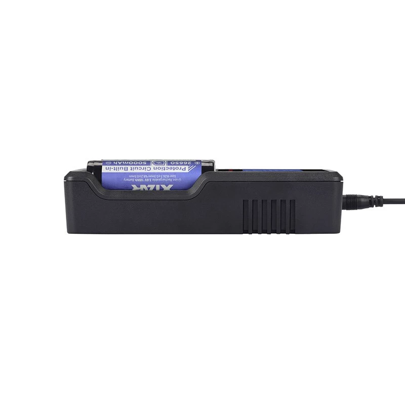 XTAR VC4 buitinis akumuliatorių įkroviklis USB