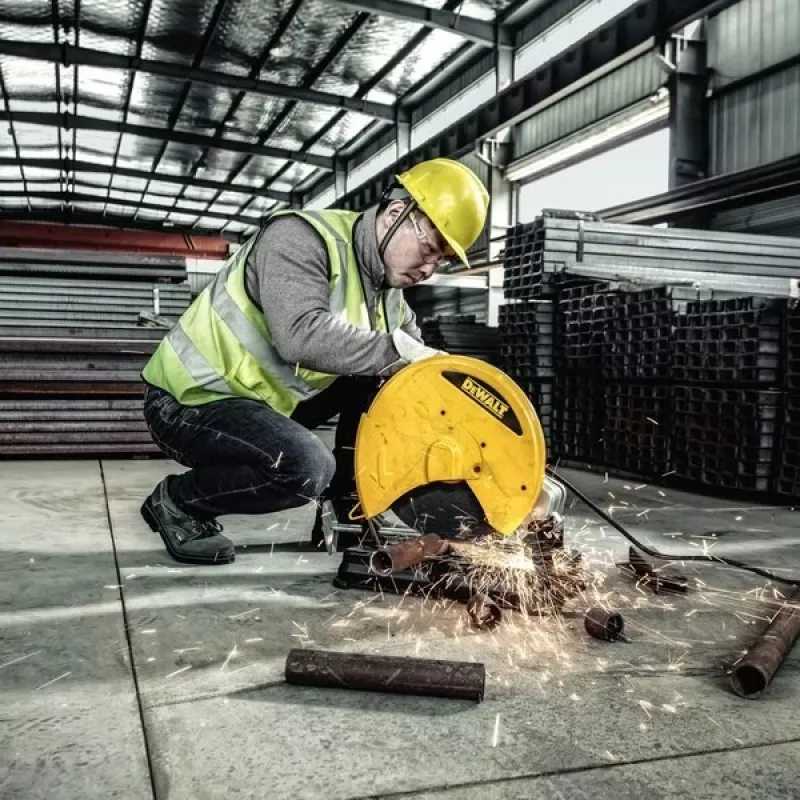 DeWALT D28730-QS stalinis pjovimo pjūklas 4000 RPM