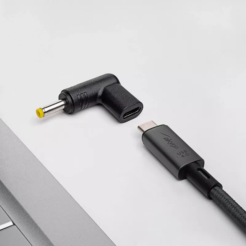 Jungčių adapteris Akyga AK-ND-C04 USB-C į 4.0 x 1.7 mm Juodas