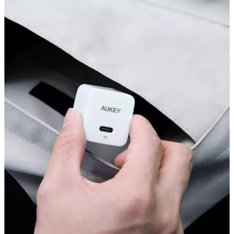Mini tinklo įkroviklis PA-Y20S baltas 1xUSB-C 20W PD Power Delivery