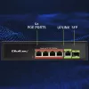Ethernet PoE komutatorius QOLTEC 52296 — 4x RJ45 PoE prievadai, 1x RJ45 aukštyninė jungtis