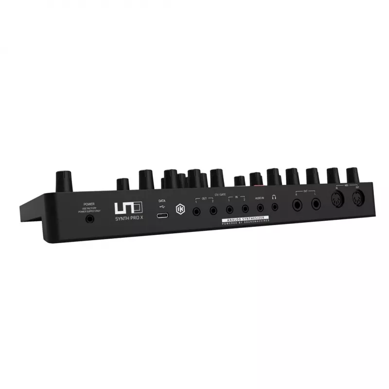 Analoginis sintezatorius ik multimedia Uno Synth Pro X — 8 balsų polifonija, stalinis modulis
