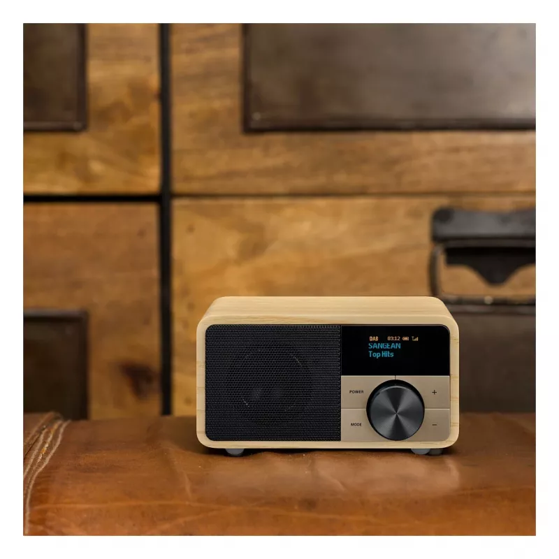 Stalinis radijo imtuvas Sangean DDR-7 Natural Wood FM AM Bluetooth, medinis korpusas, FM/AM derintuvas, Bluetooth garso srautas